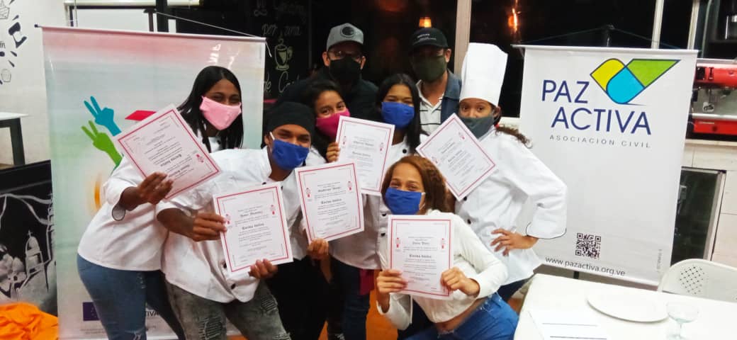 Jóvenes Del Colegio María Inmaculada De Fe Y Alegría En Petare, Municipio Sucre, Estado Miranda, Fueron Certificados Como Asistentes De Chef